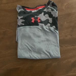 Youth XL Camo Under Armour T Shirt